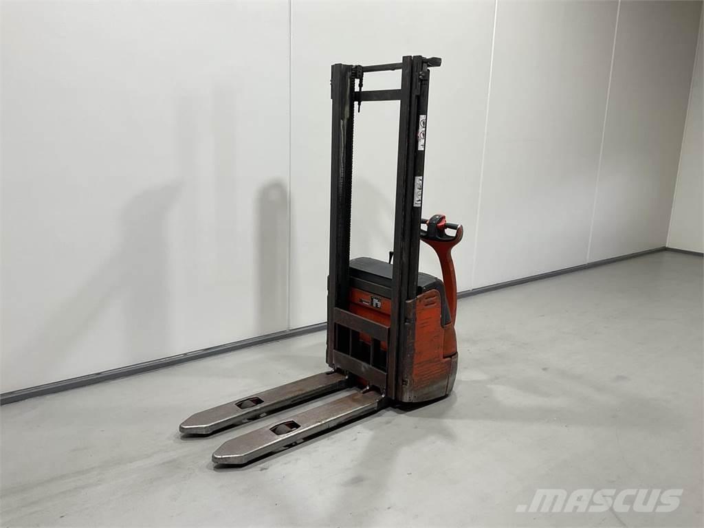 Linde L12 Ajettavat pinoamisvaunut