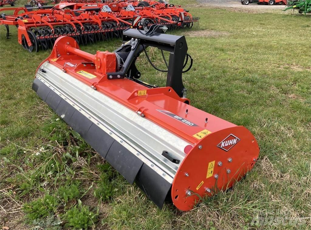 Kuhn BP 280 Kesantoleikkurit ja -murskaimet