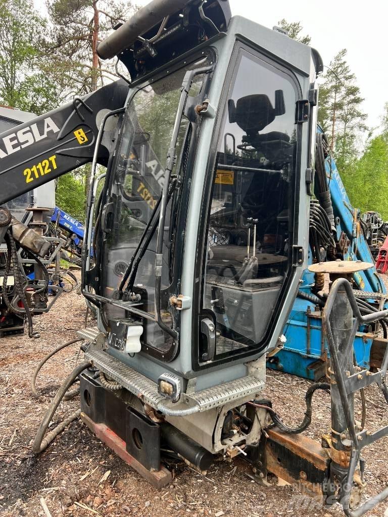 Kesla 2112T Puutavaranosturit