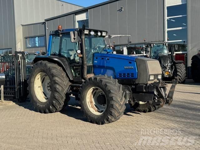 Valtra 8550 Hitech! Traktorit