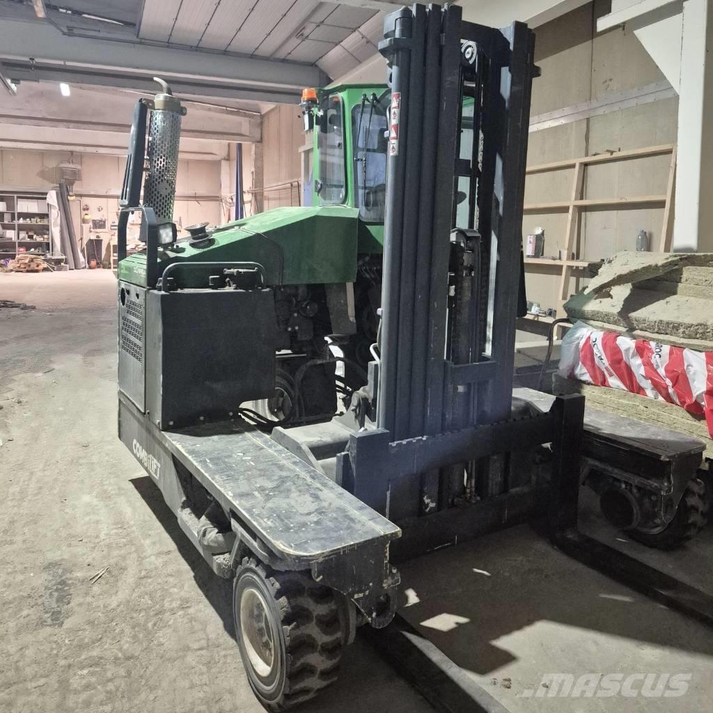 Combilift C 4000 Nelitietrukit