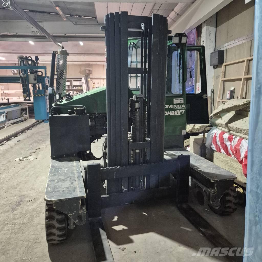Combilift C 4000 Nelitietrukit