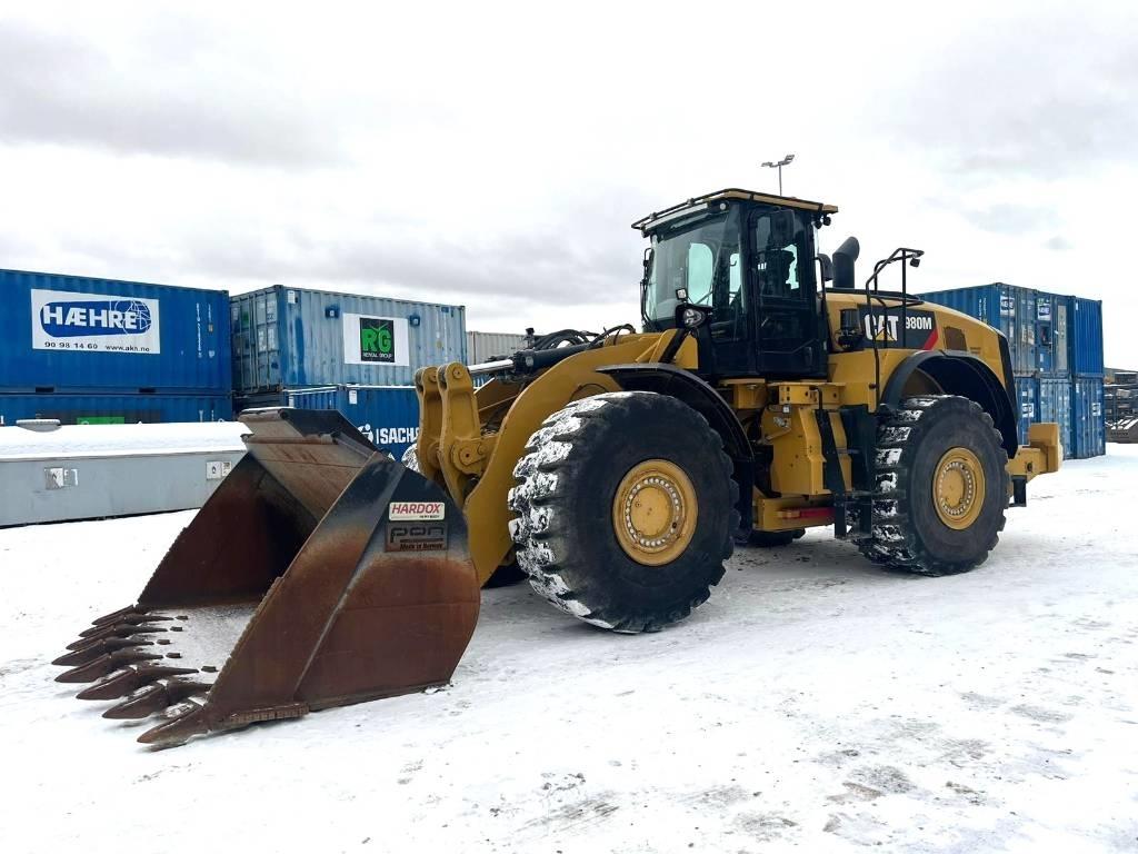 CAT 980M Pyöräkuormaajat
