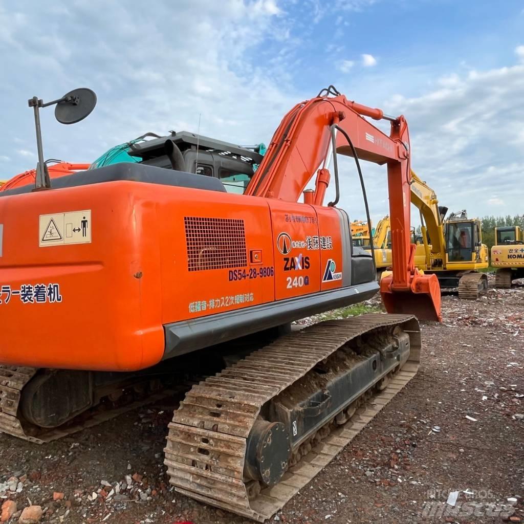 Hitachi zx240 Telakaivukoneet