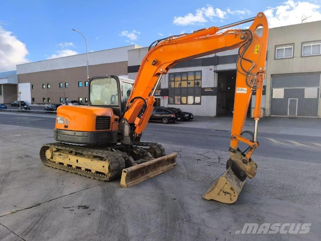 Doosan DX 85 R-3 Midikaivukoneet 7t - 12t
