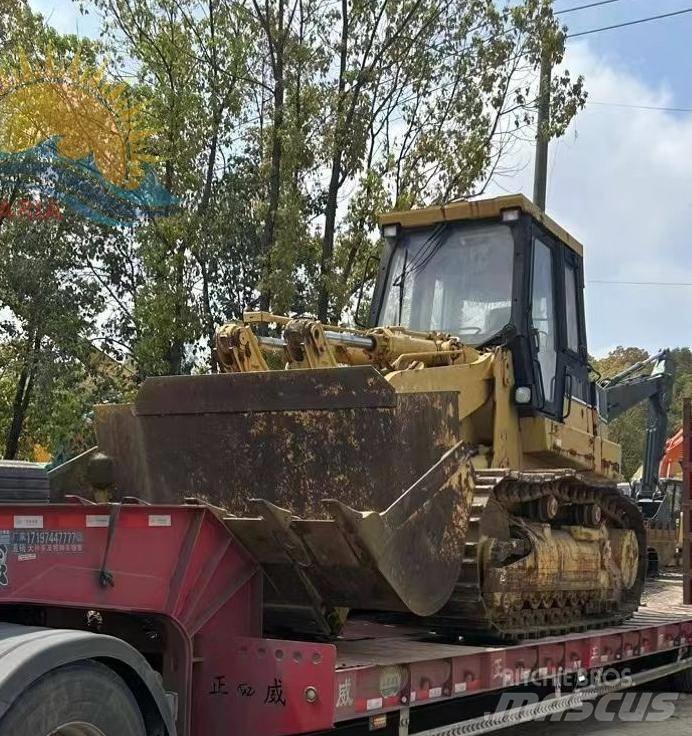 CAT 973 D Telakuormaajat