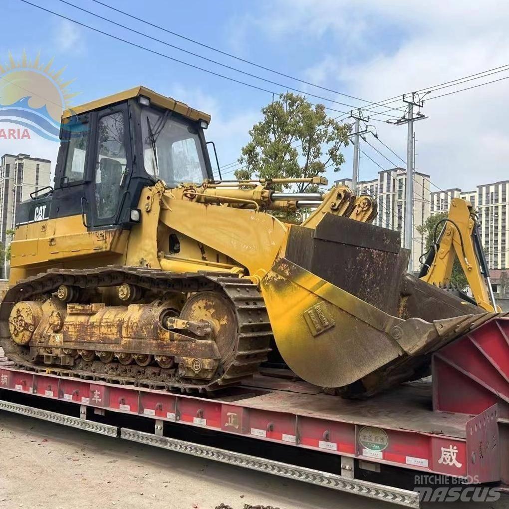 CAT 973 D Telakuormaajat