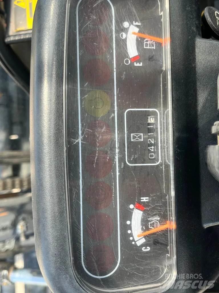 CAT DP70 Dieseltrukit
