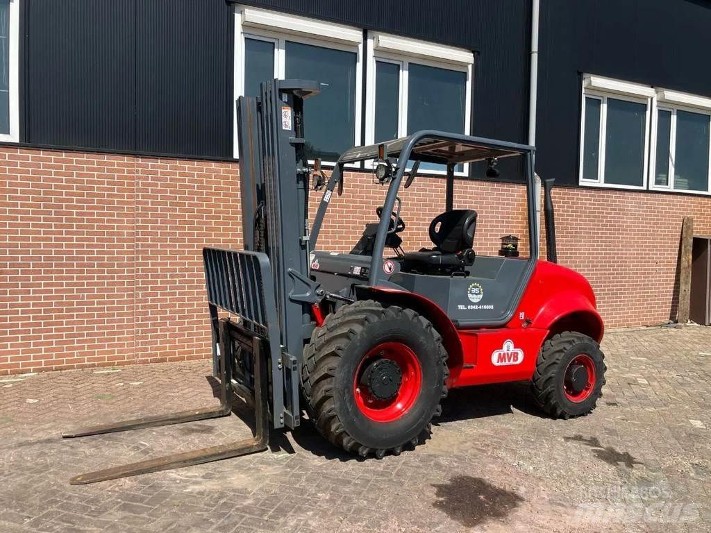 JAC CPCD35 Maastotrukit