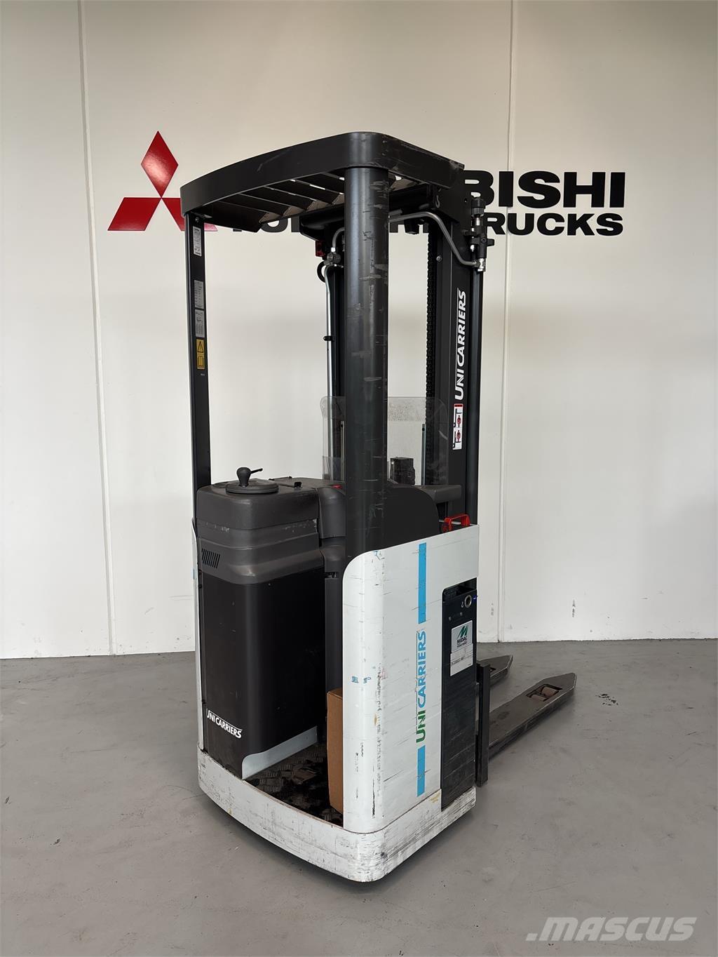 Atlet A160 Ajettavat pinoamisvaunut