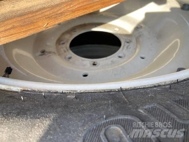 Trelleborg 540/65R34 Renkaat ja vanteet