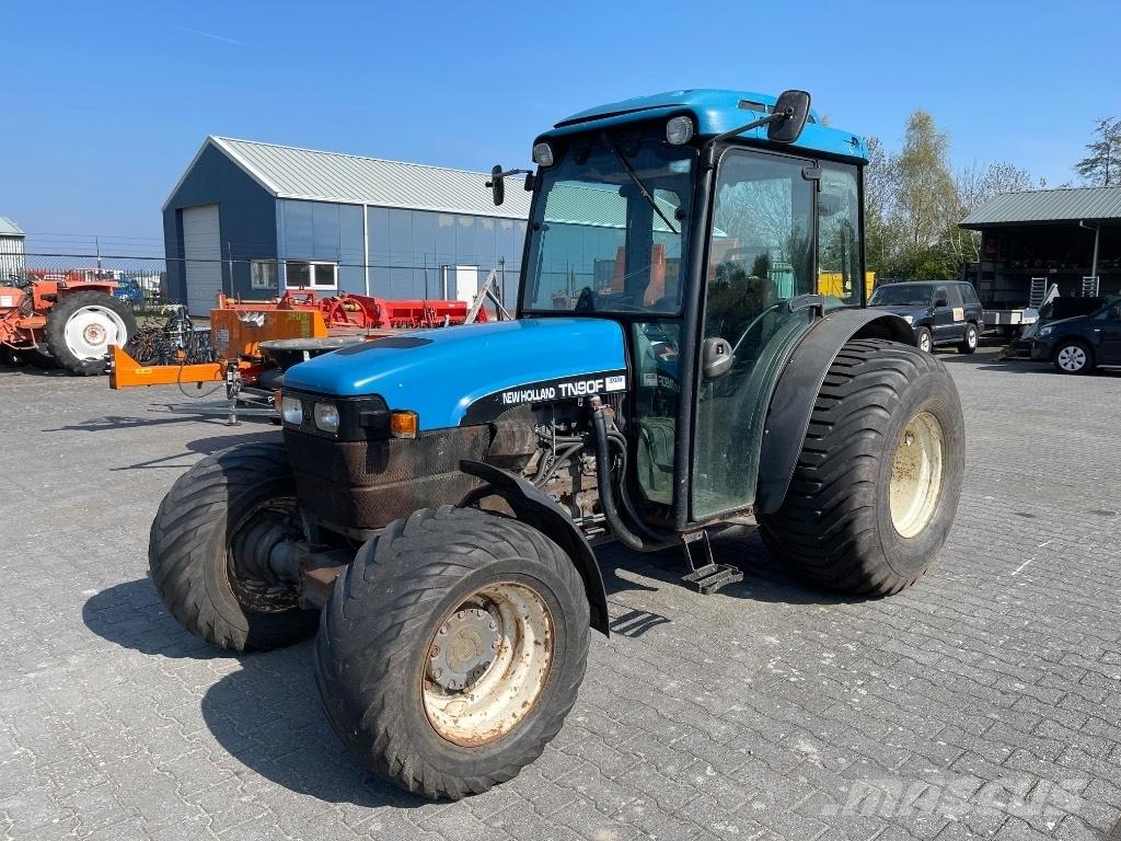 New Holland TN 90 F Traktorit