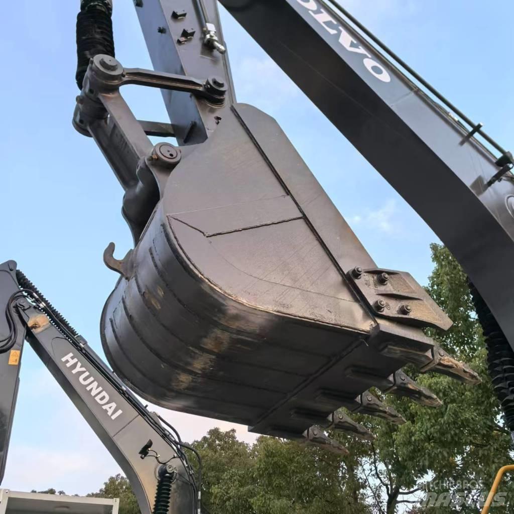Volvo EC 210 D Telakaivukoneet