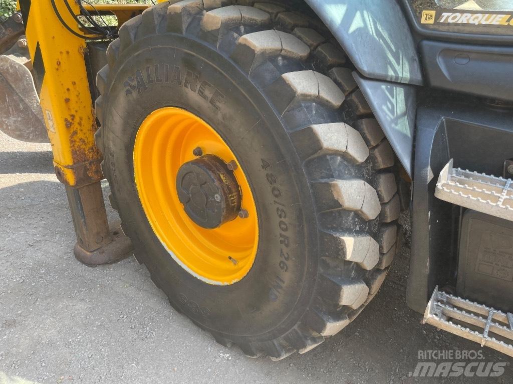 JCB 3 CX Kaivurikuormaajat