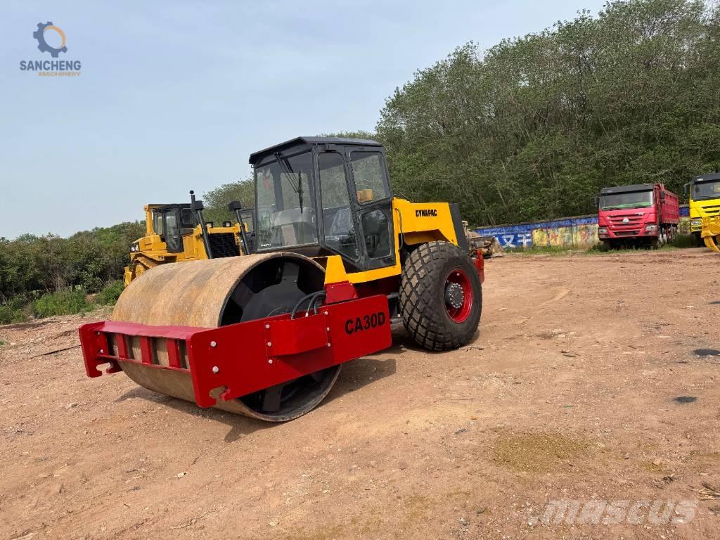 Dynapac CA 30 D Yksivalssijyrät