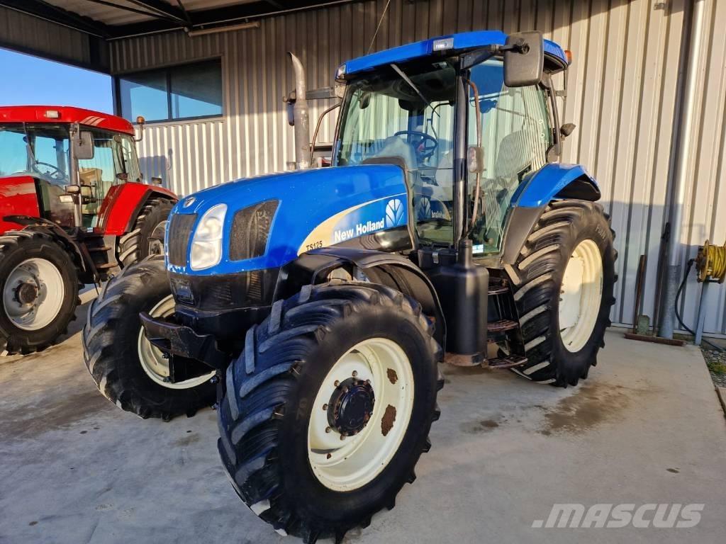 New Holland TSA 125 Traktorit