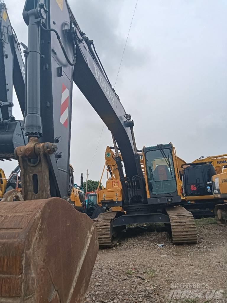 Volvo EC 210 Telakaivukoneet