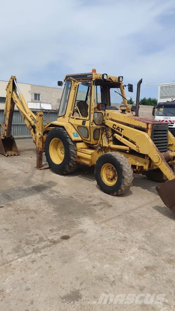 CAT 428 B 4x4 Kaivurikuormaajat