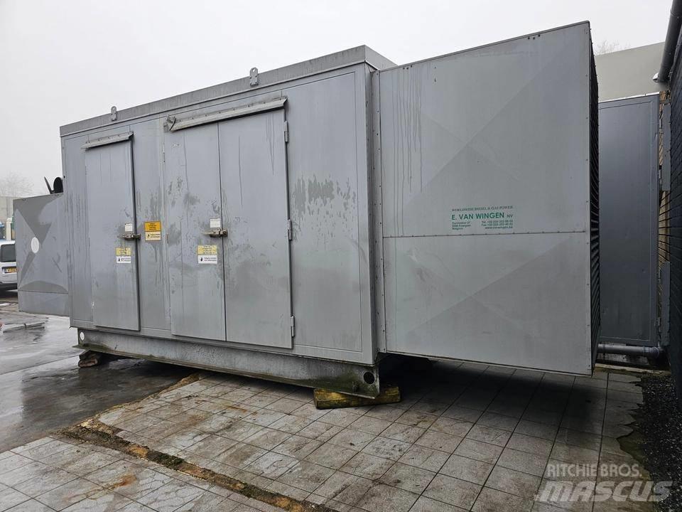 Perkins 800 KVA Dieselgeneraattorit