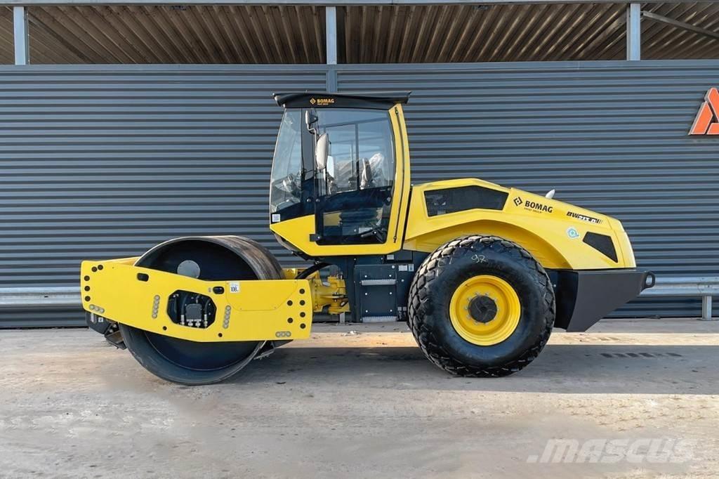 Bomag BW 213 D-5 Yksivalssijyrät