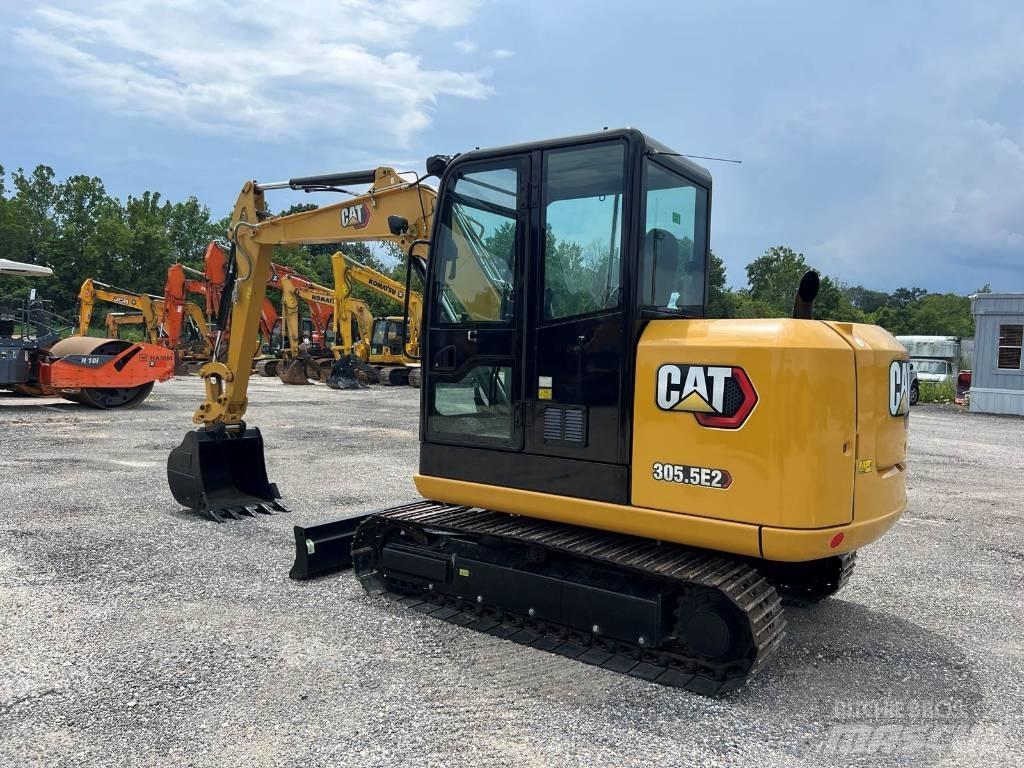 CAT 305.5 E2 Minikaivukoneet < 7t