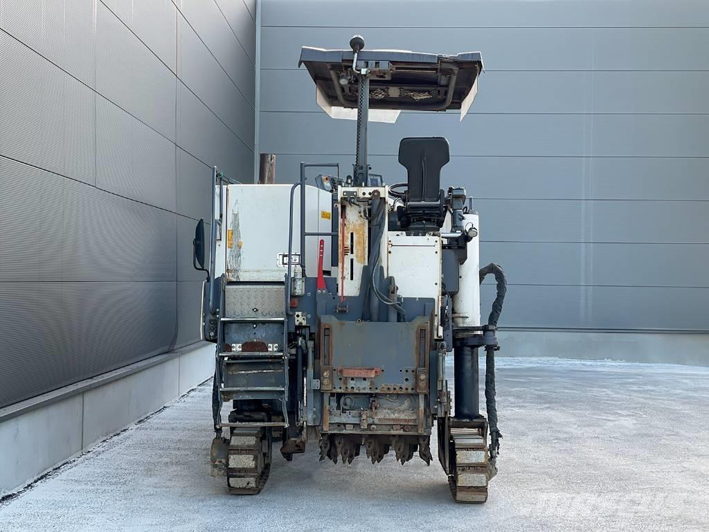 Wirtgen W 100 CFI Kylmäasfalttikoneet