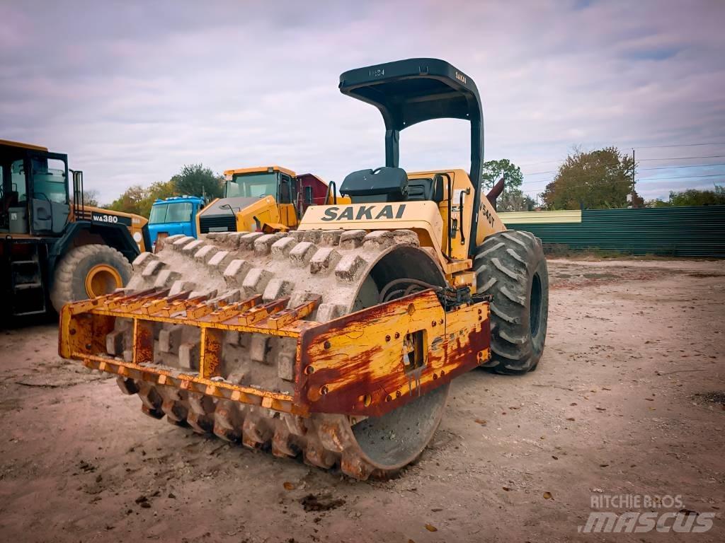 Sakai SV 540 T Yksivalssijyrät