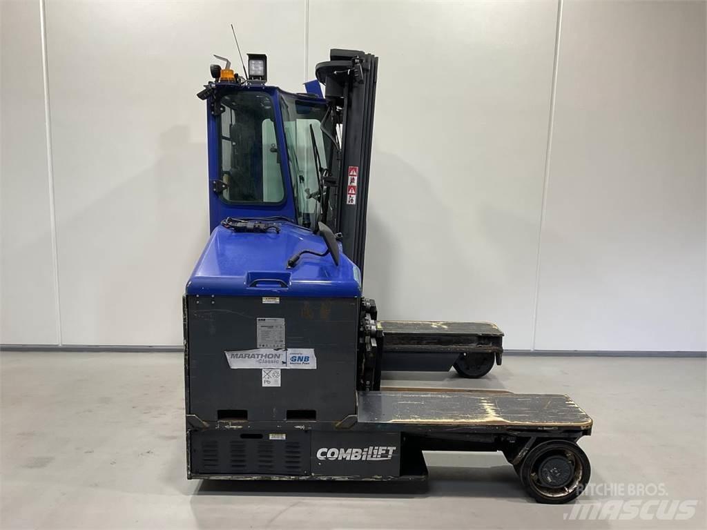 Combilift C4000ET Nelitietrukit