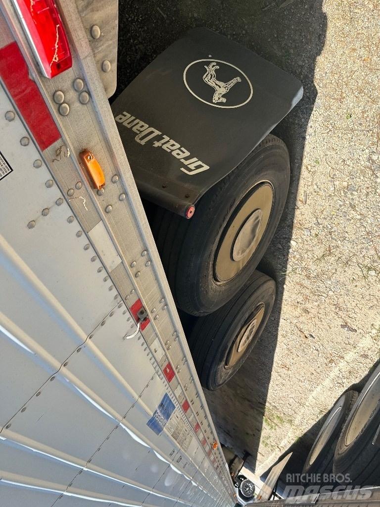 Volvo D11 Umpikorikuorma-autot