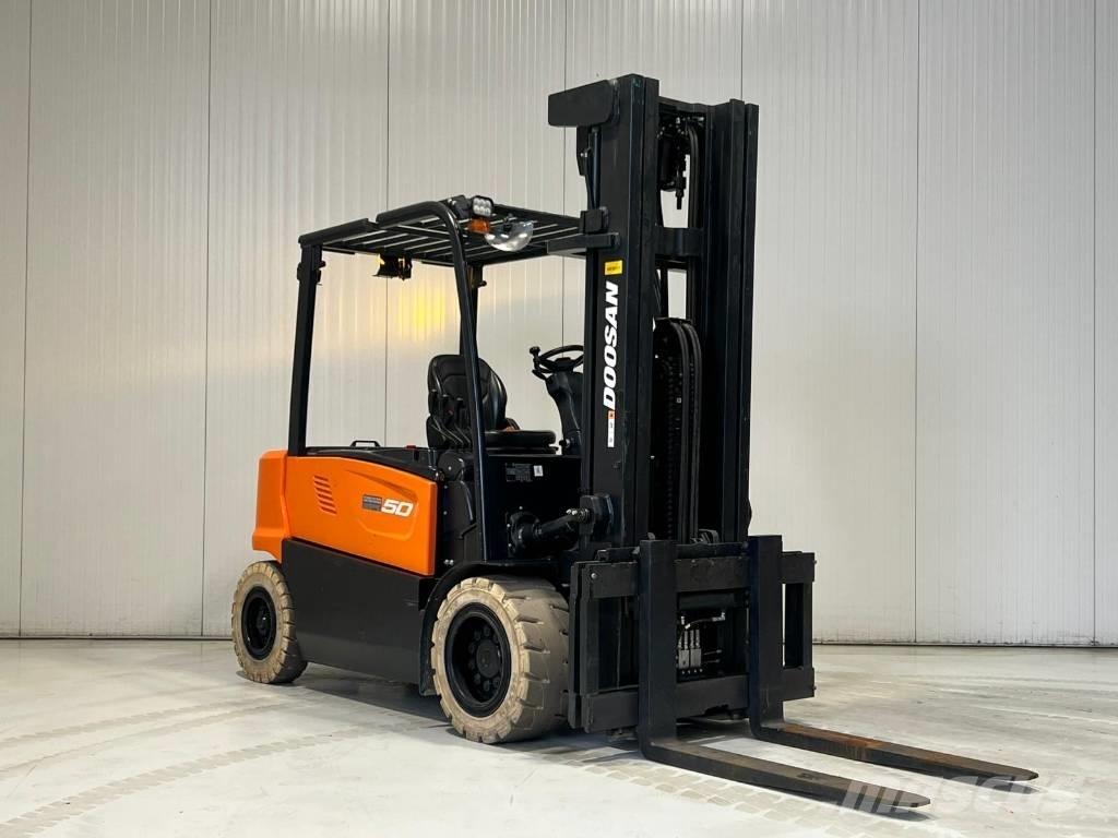 Doosan B50X-7 Sähkötrukit