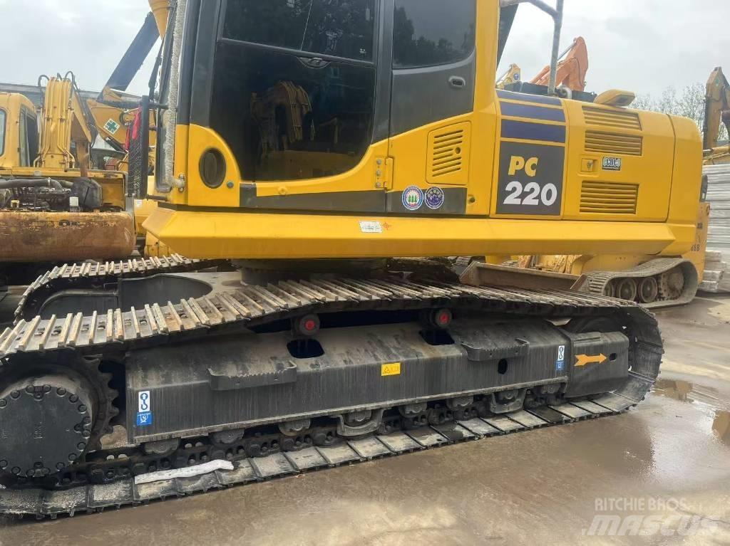 Komatsu PC 220-8 Telakaivukoneet