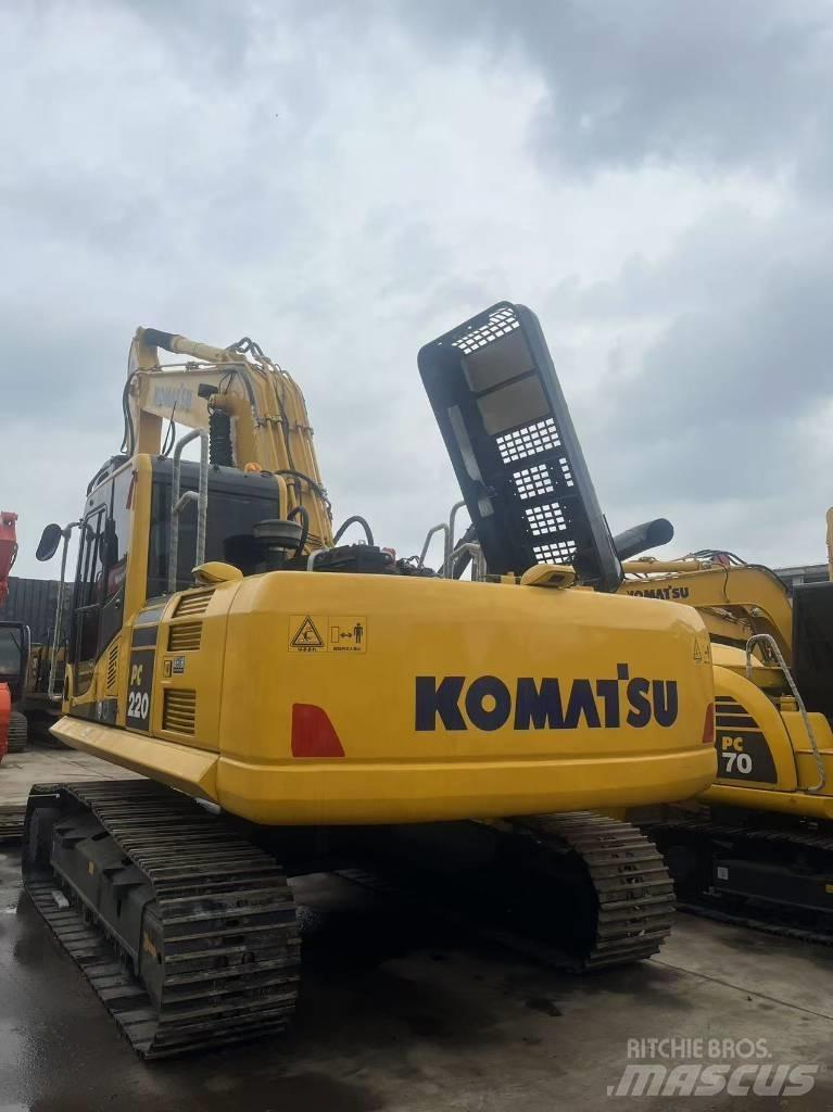 Komatsu PC 220-8 Telakaivukoneet