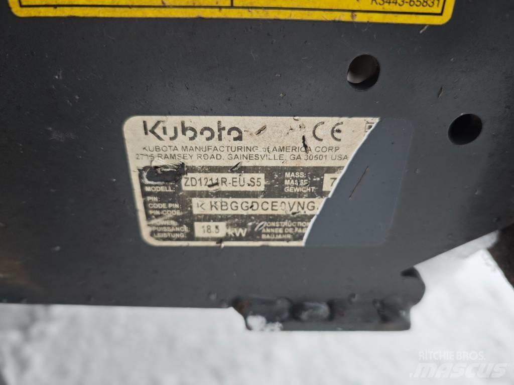 Kubota ZD 1211 Päältäajettavat ruohonleikkurit