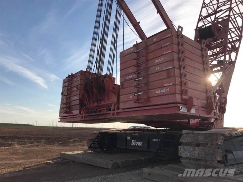 Manitowoc 16000 Tela-alustaiset nosturit