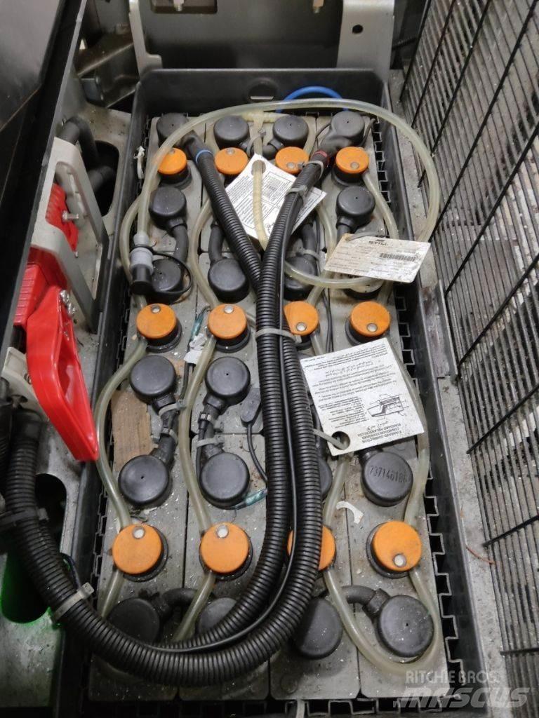 Still EXV20 Käyden ajettavat pinoamistrukit