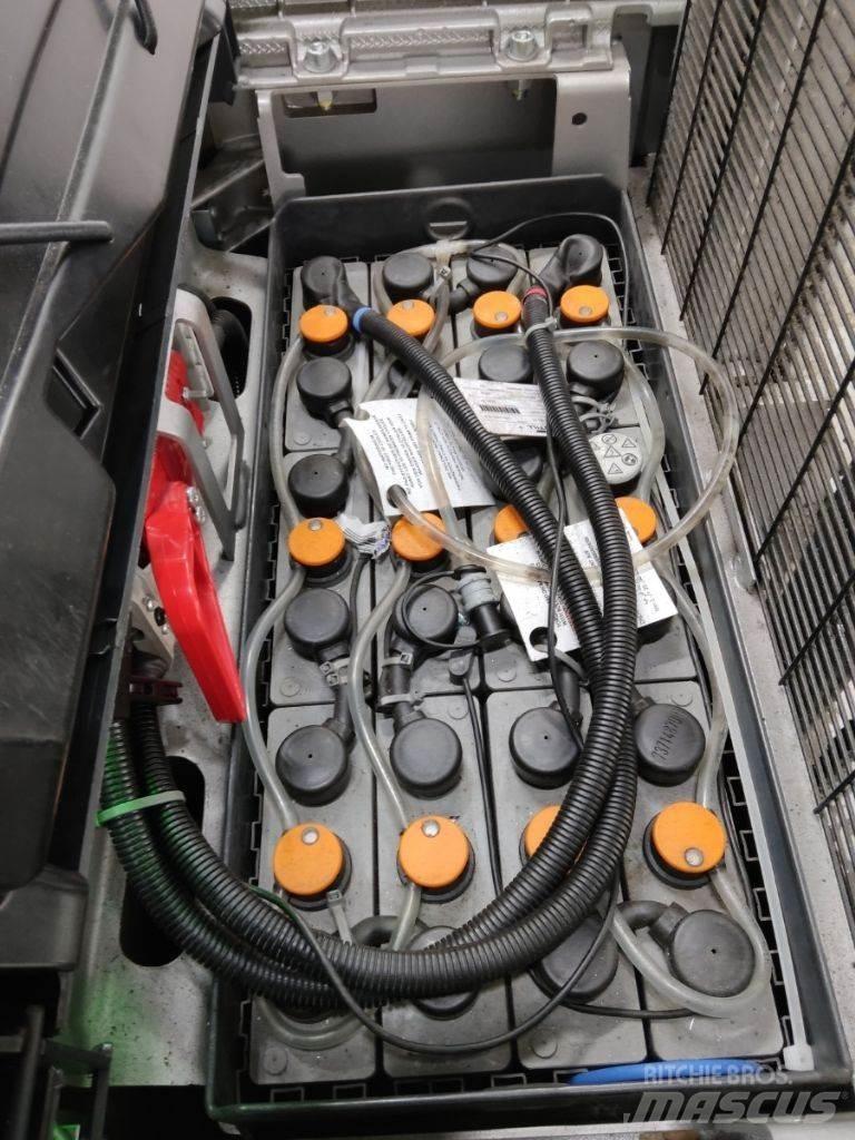 Still EXV20 Käyden ajettavat pinoamistrukit