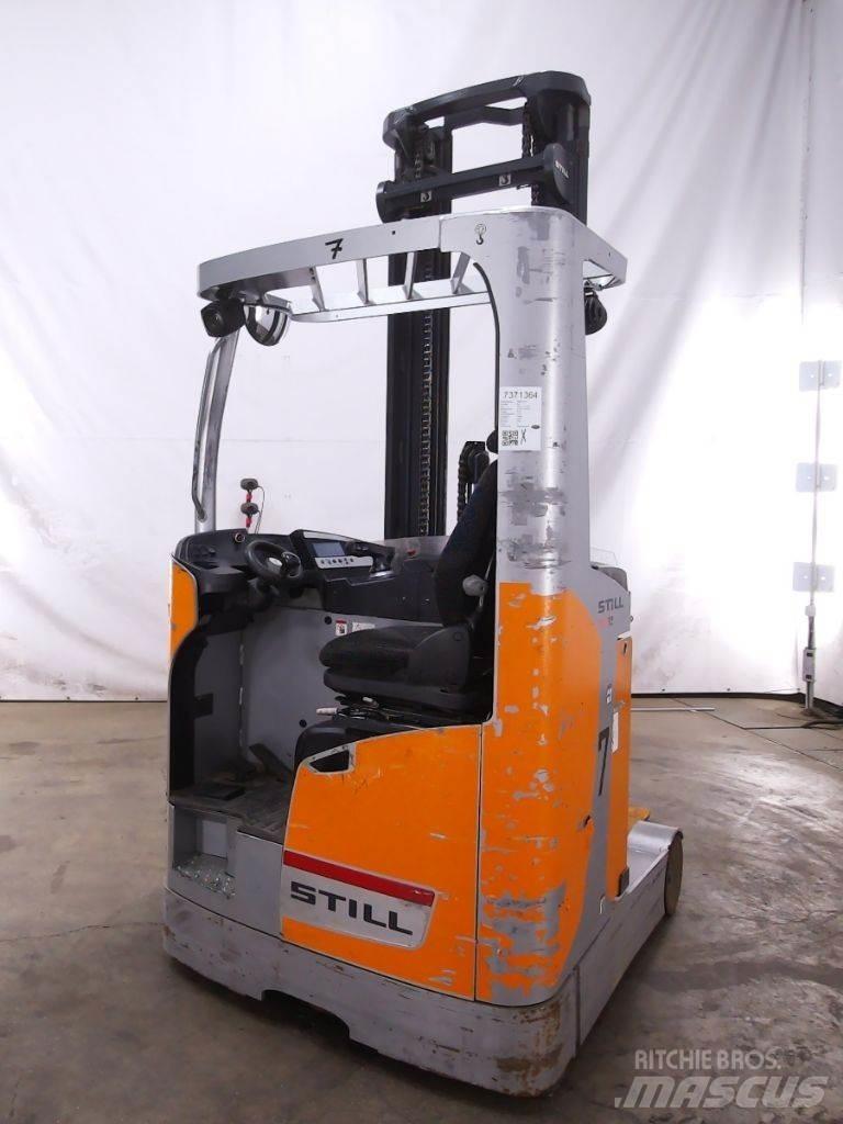 Still FM-X12 Työntömastotrukit