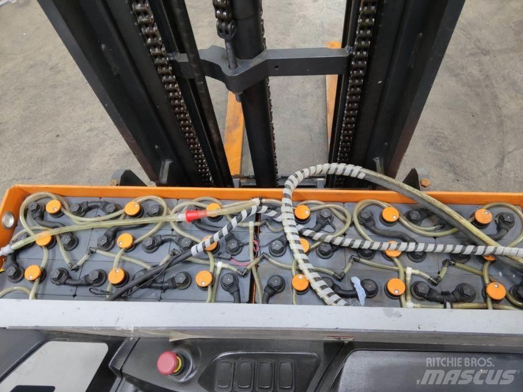 Still FM-X12 Työntömastotrukit