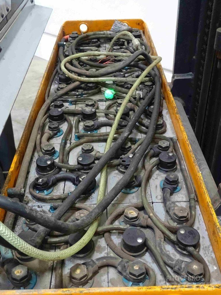 Still FM-X12 Työntömastotrukit