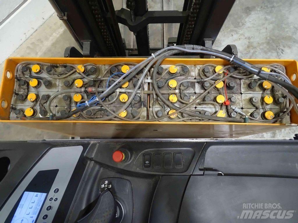 Still FM-X12 Työntömastotrukit