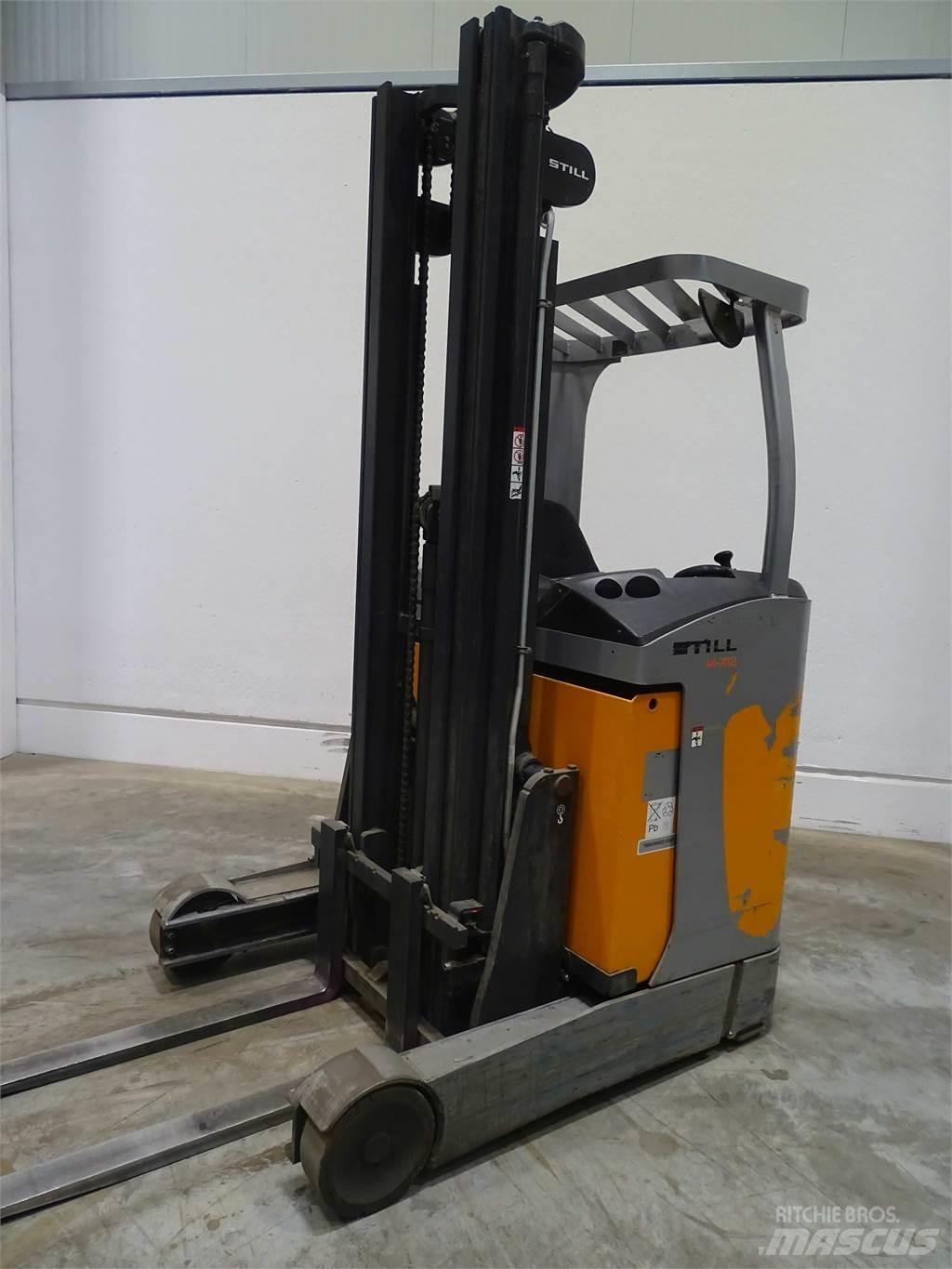 Still FM-X12 Työntömastotrukit