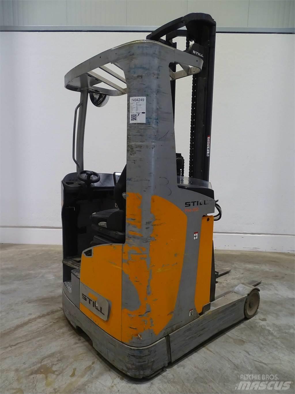 Still FM-X12 Työntömastotrukit