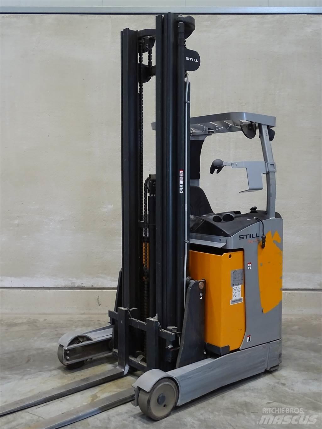 Still FM-X12 Työntömastotrukit