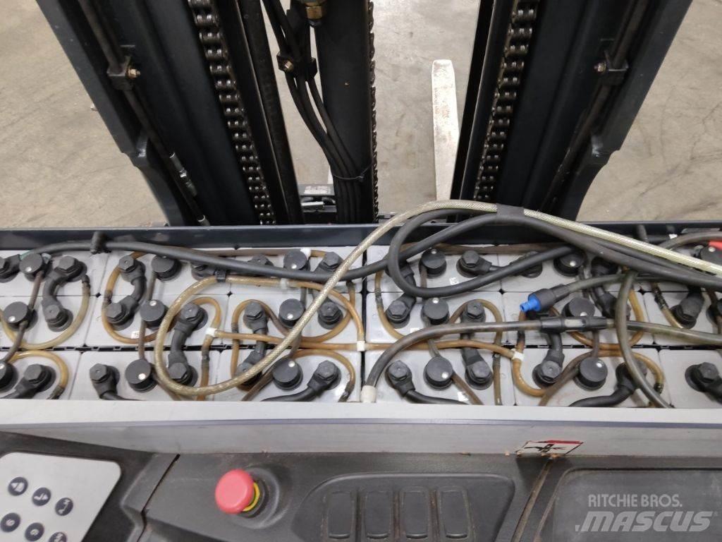 Still FM-X14 Työntömastotrukit