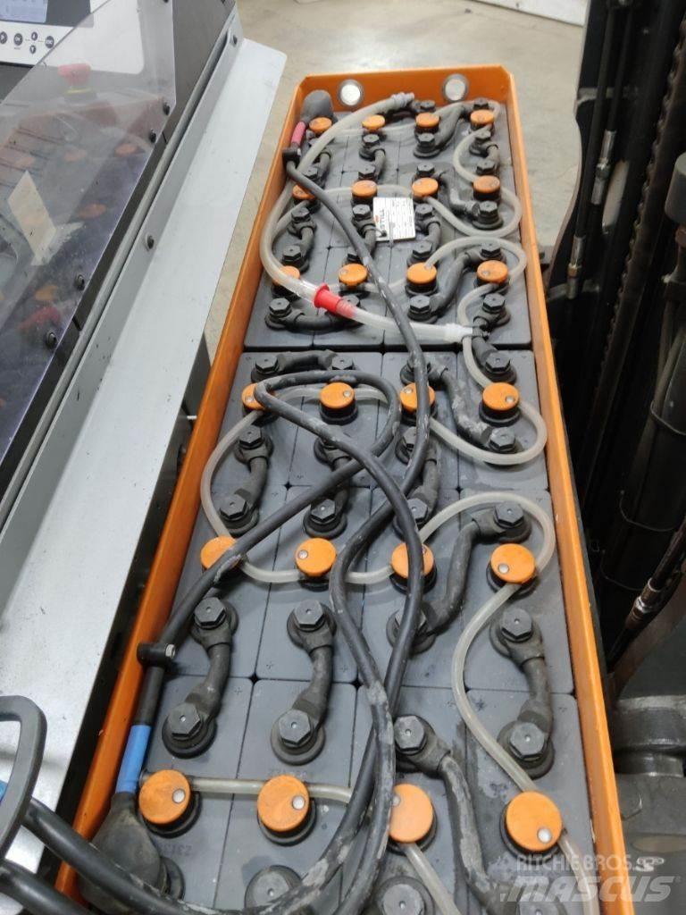 Still FM-X14 Työntömastotrukit