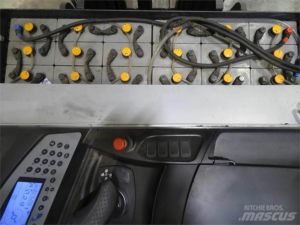 Still FM-X14 Työntömastotrukit