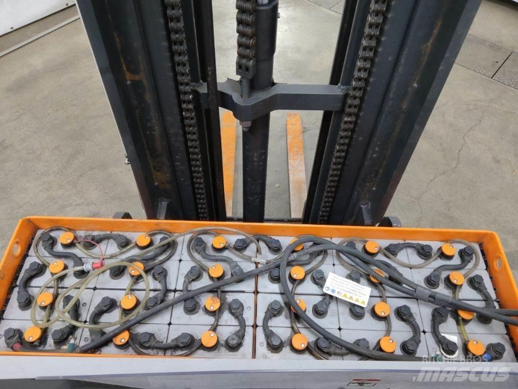 Still FM-X14 Työntömastotrukit