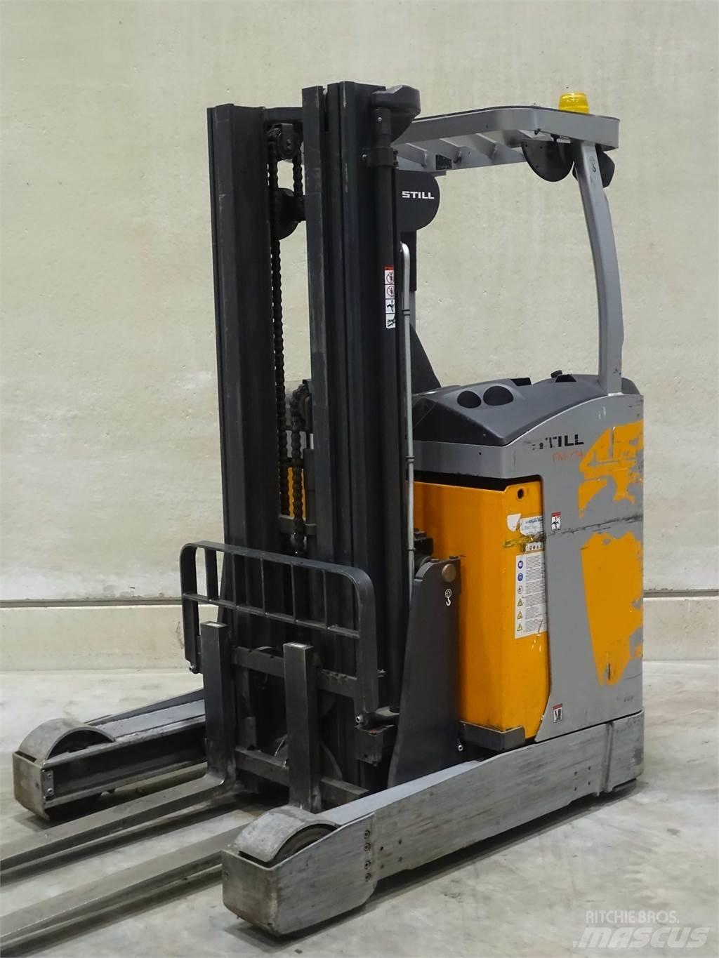 Still FM-X14 Työntömastotrukit