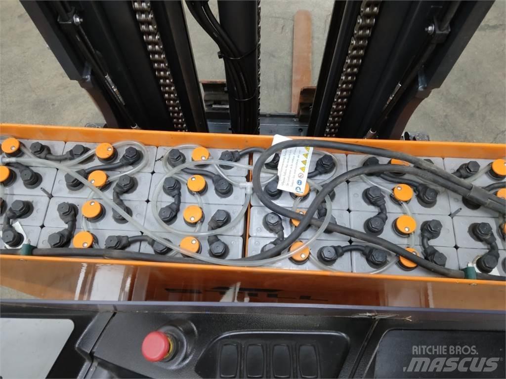 Still FM-X14 Työntömastotrukit