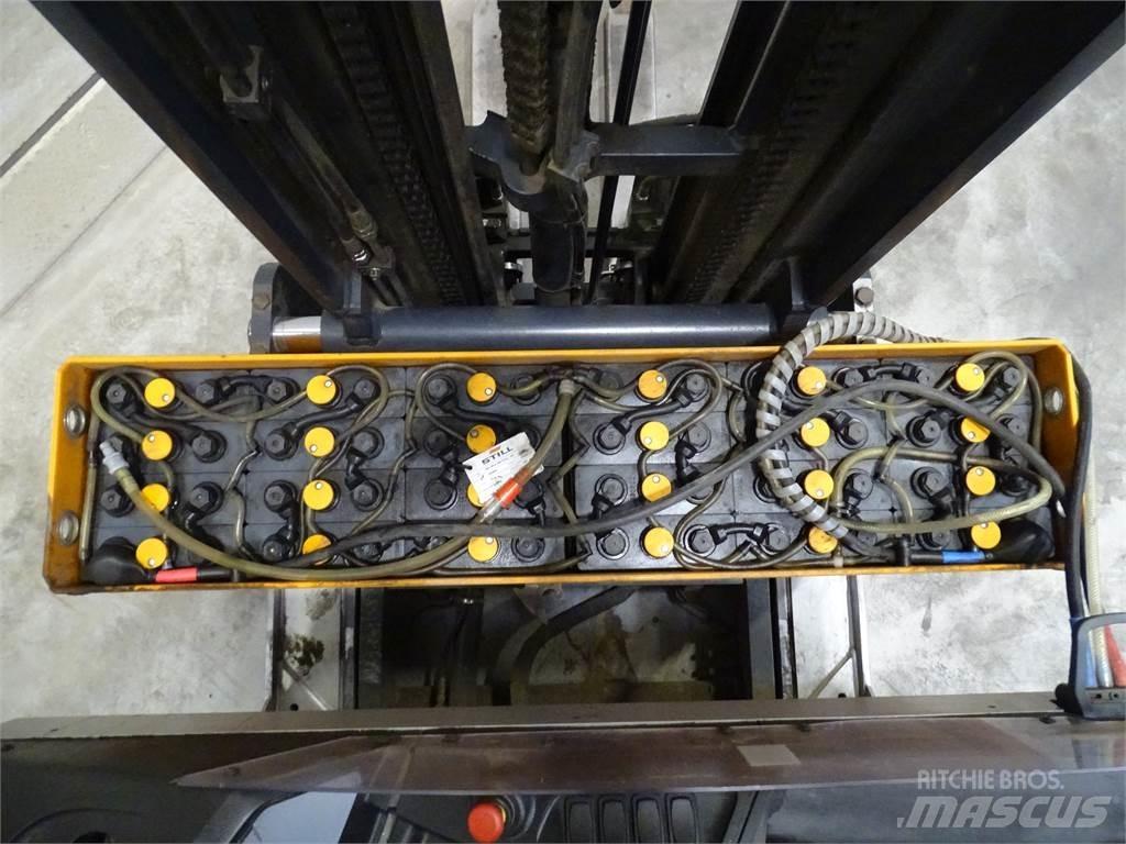 Still FM-X14 Työntömastotrukit
